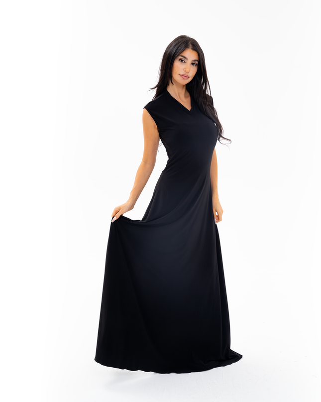 The Essence Maxi
